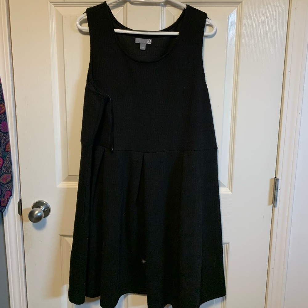 Black plus size dress for show
